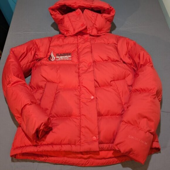 Lululemon Wunder Puff Jacket Grenadine Red Size 0 - Picture 1 of 9